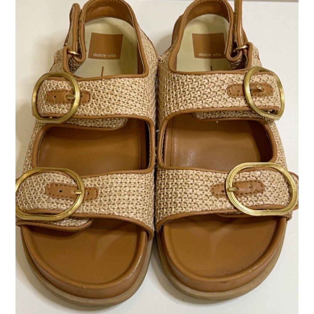Dolce Vita Starla sandals. Size 8.5(W).